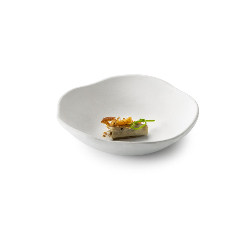 Matte porcelain Gastro Bowl with sleek design, ideal for elegant appetizers, desserts, and luxury dining presentations.