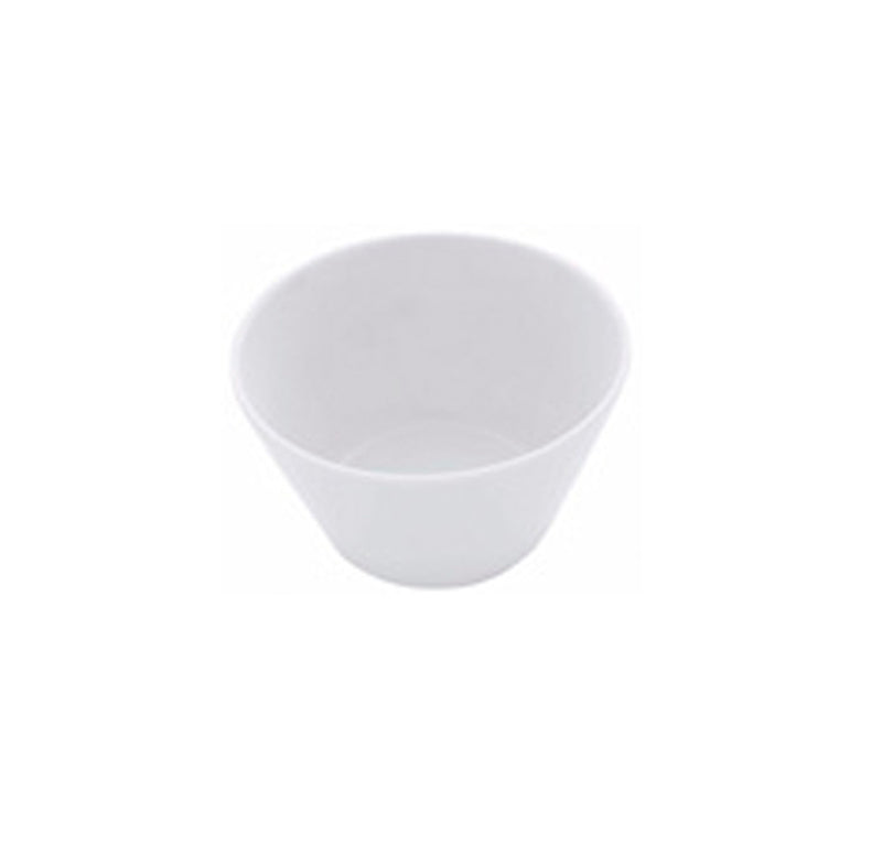 Glossy porcelain rice bowl with Nordic minimalist design, luxury serveware ideal for rice, sides, or elegant dessert presentations.